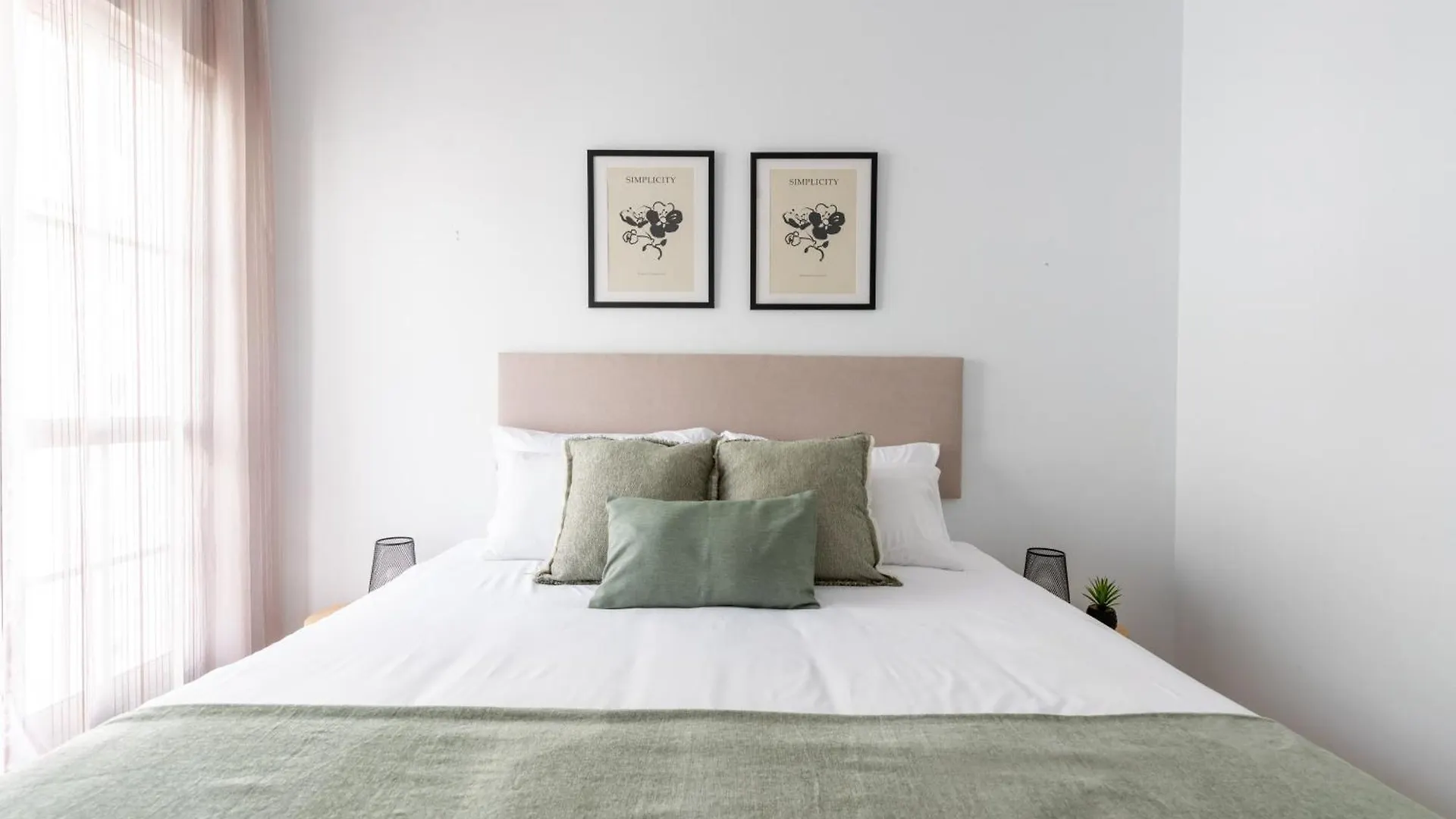 아파트 3 Habitaciones Y 2 Banos Junto Al Rio 세비야