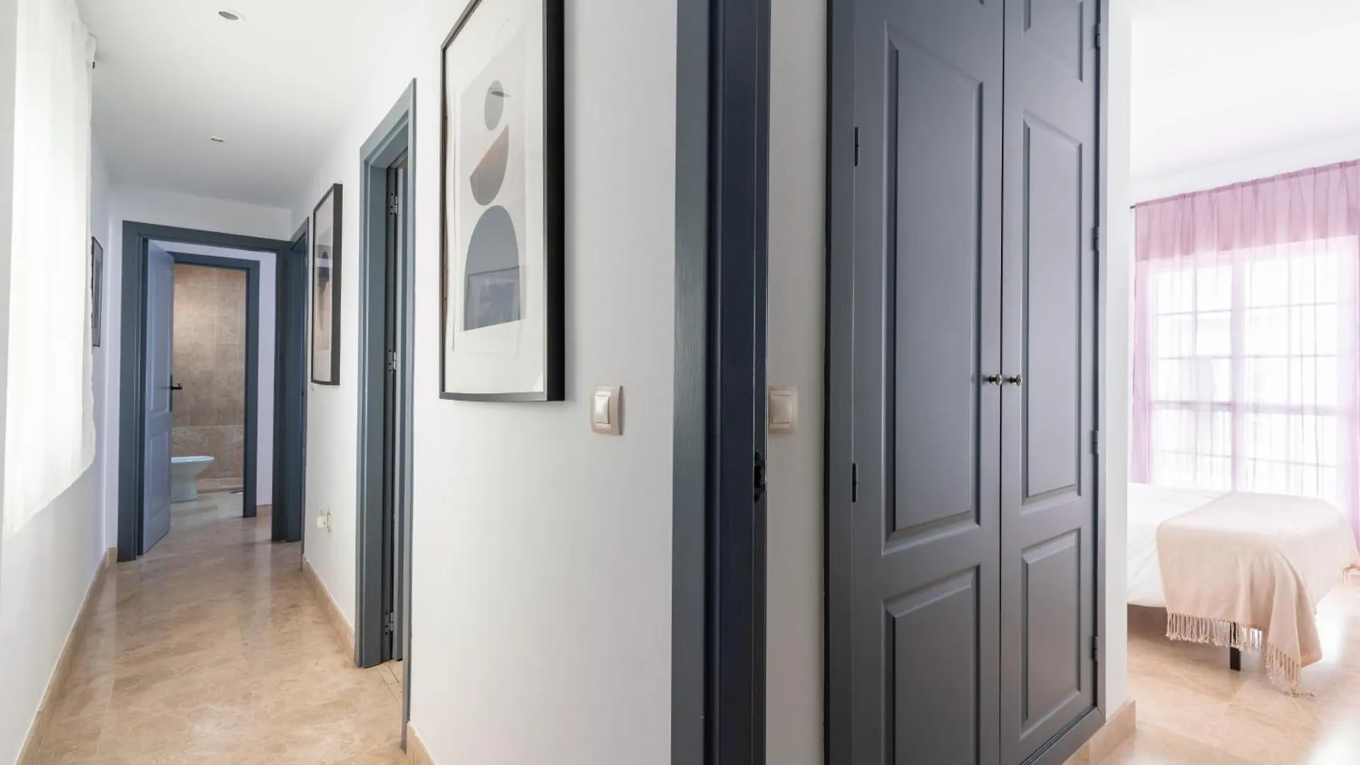 아파트 3 Habitaciones Y 2 Banos Junto Al Rio 세비야