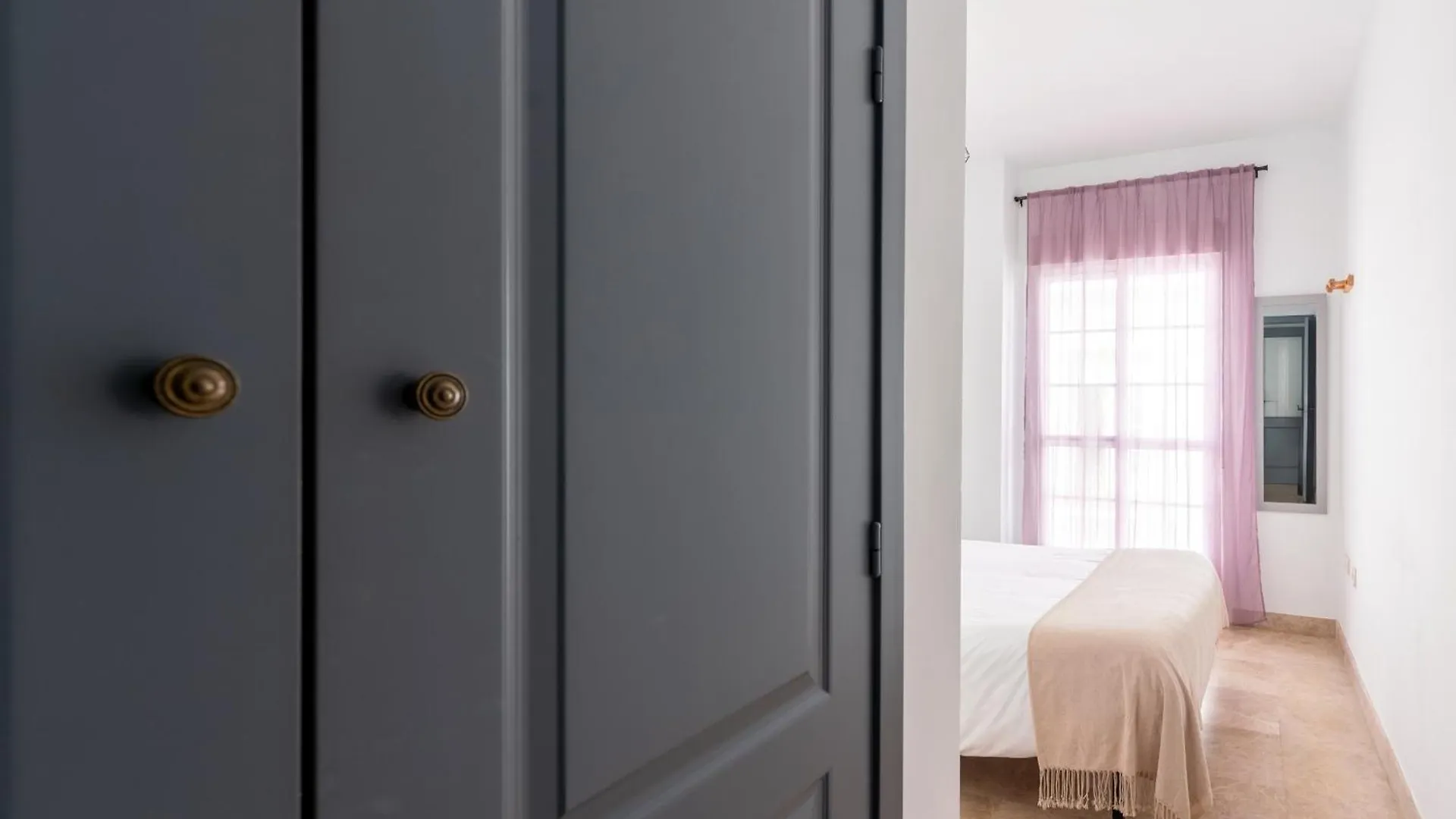 아파트 3 Habitaciones Y 2 Banos Junto Al Rio 세비야