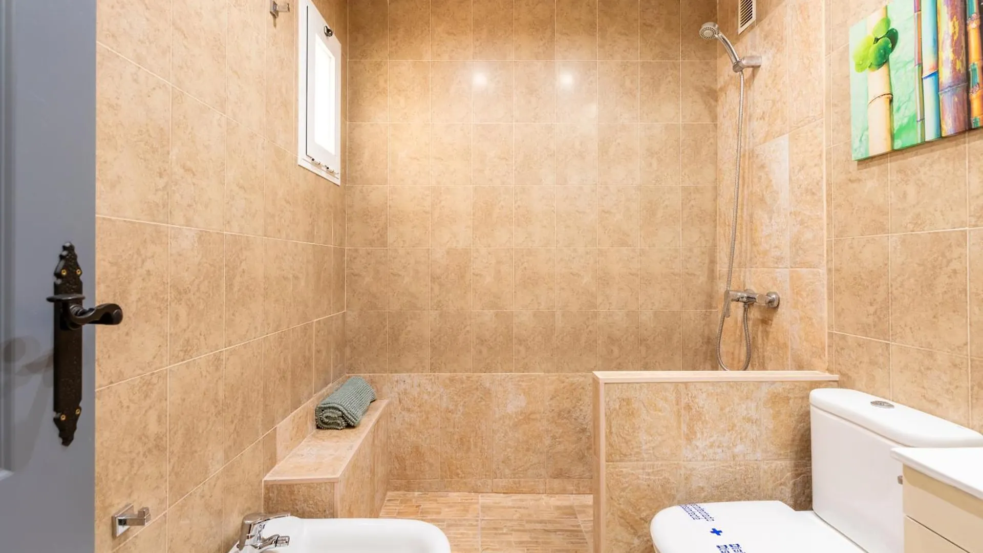 Apartment 3 Habitaciones Y 2 Banos Junto Al Rio Seville Spain