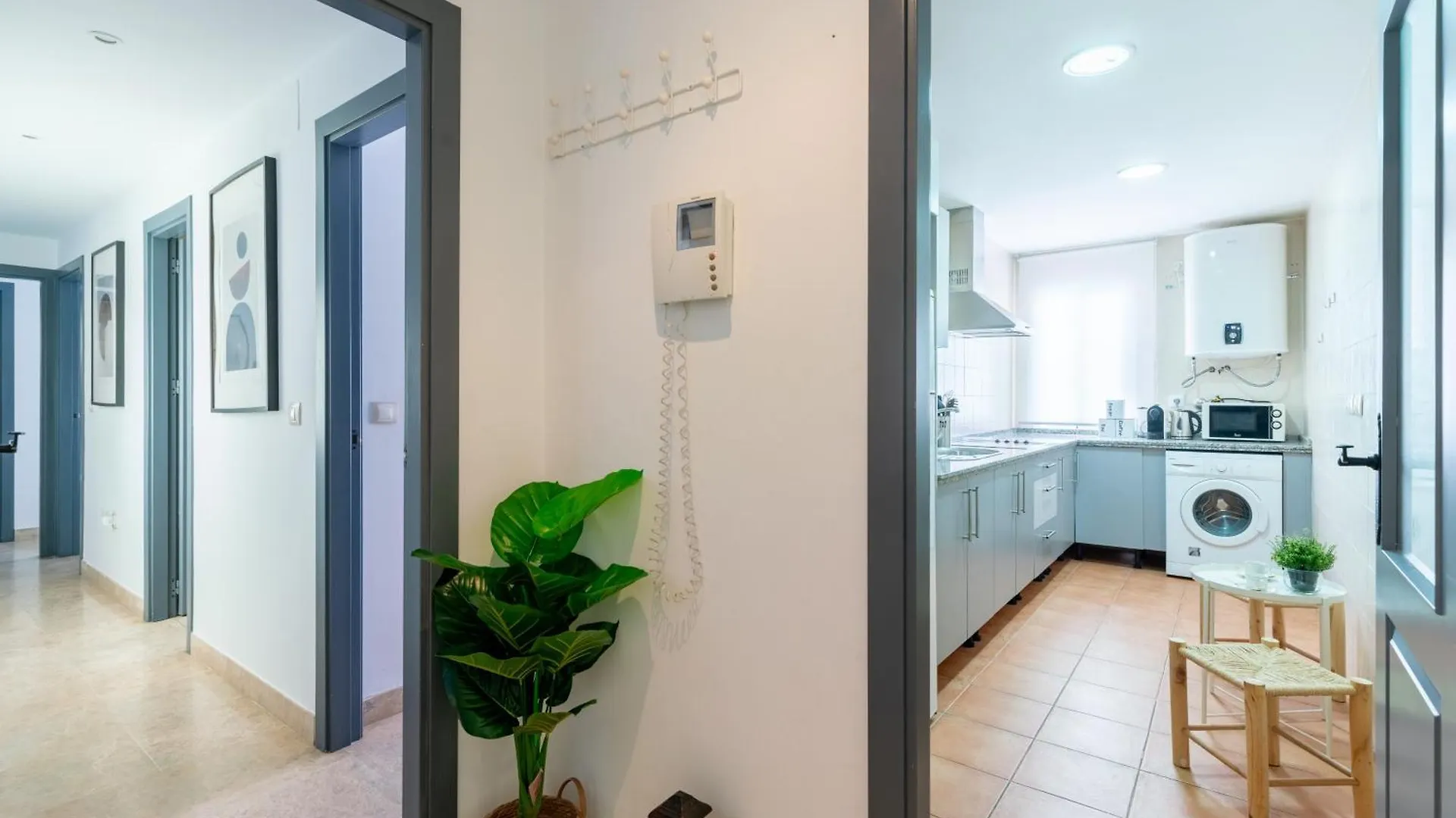 3 Habitaciones Y 2 Banos Junto Al Rio Seville