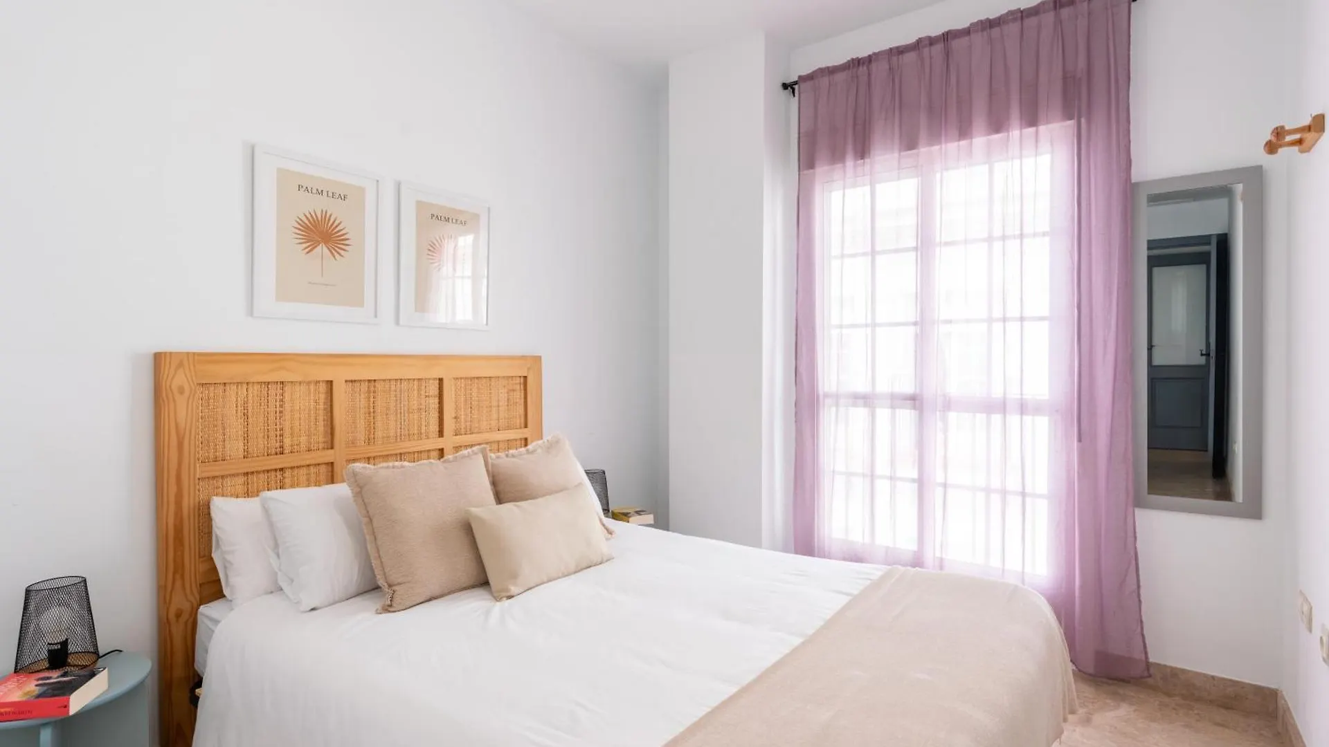 3 Habitaciones Y 2 Banos Junto Al Rio Seville Spain